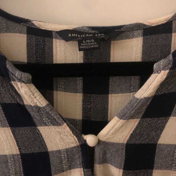AE Gingham Blouse - Picture 4 of 7